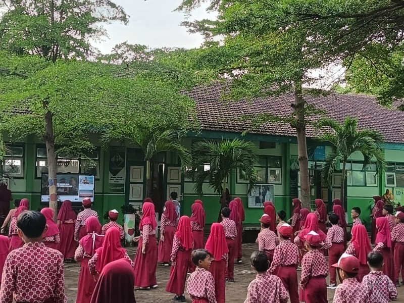 KEGIATAN RUTIN SENAM PAGI SDN 2 KETAH